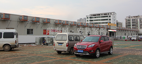 菜市場(chǎng)該如何通風(fēng)降溫呢？瑞泰風(fēng)環(huán)?？照{(diào)為居民買(mǎi)菜送清涼